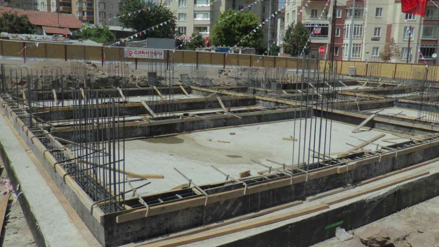 Melikgazi’den Bir Hizmet Daha: Nurettin - Naciye Setenci Aile Sağlığı Merkezi’nin Temeli Atıldı