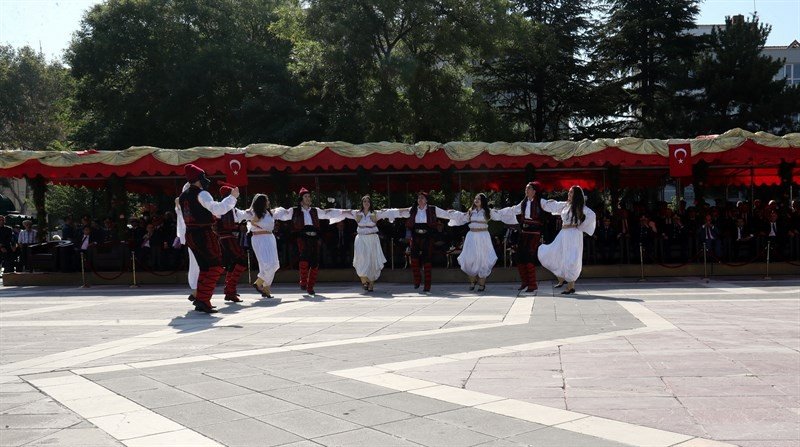 Valilik Meydanı’nda Düşman İşgalinden Kurtuluşunun Yıl Dönümü Kutlandı