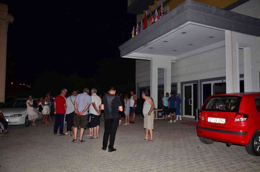 Antalya’da 4 Yıldızlı Otelde, Müşterilerin Borçtan Dolayı Kesilen Elektrik Kesintisi Tepkisi