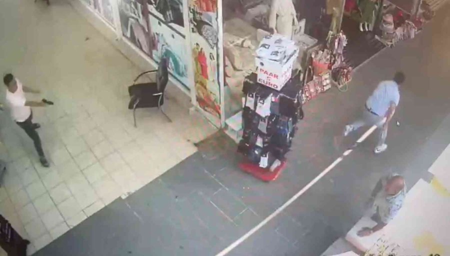 İşyeri Anlaşmazlığı Kavgasında Karşılıklı Silahlar Konuştu: 2 Yaralı