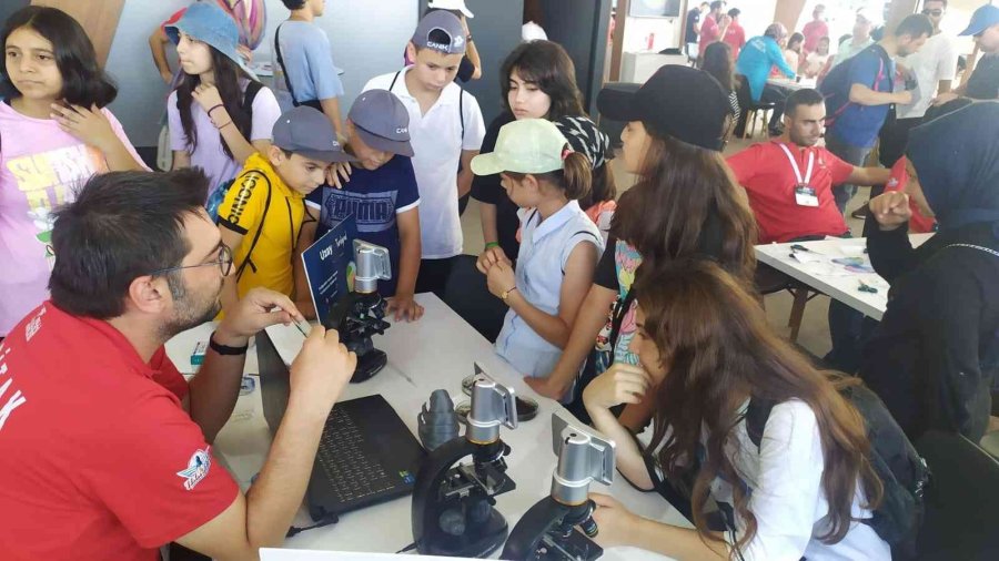 Kayseri Bilim Merkezi’ne Teknofest’te Yoğun İlgi