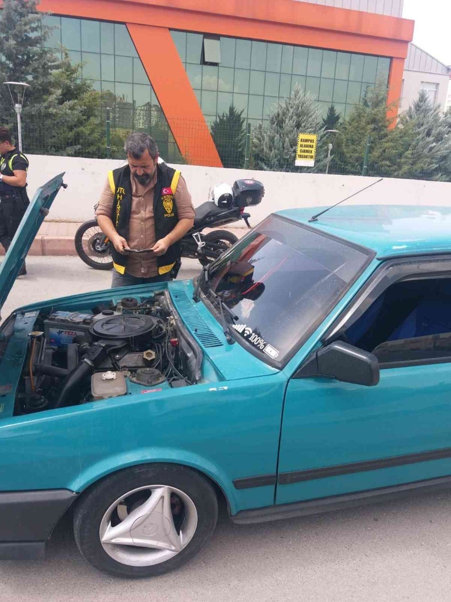 Kayseri Polisinden ’oto Ve Motosiklet Hırsızlığı’ Denetimi