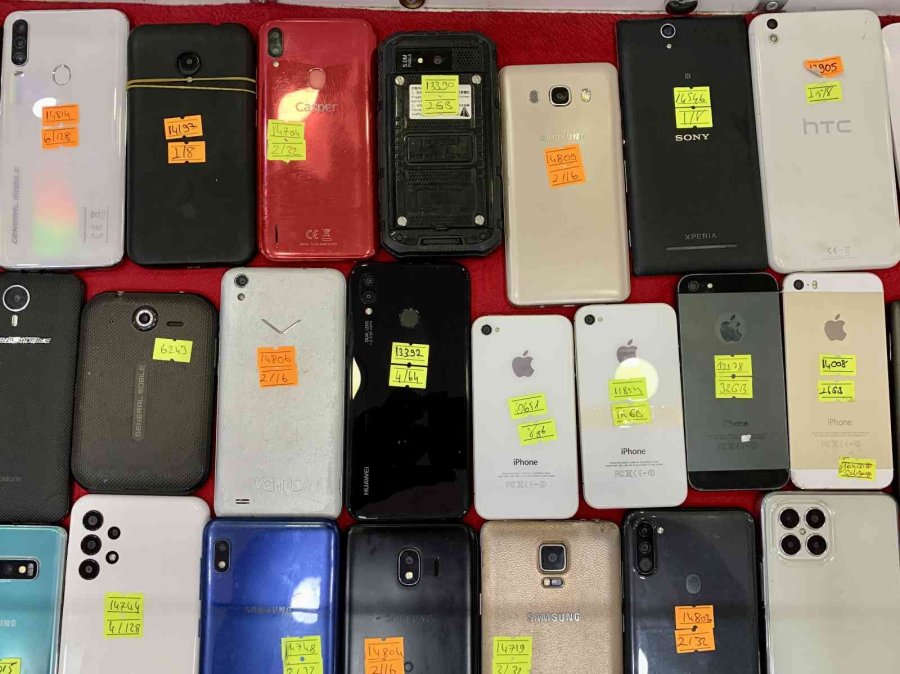 Sıfır Telefon Fiyatları İkinci Ele Yöneltti