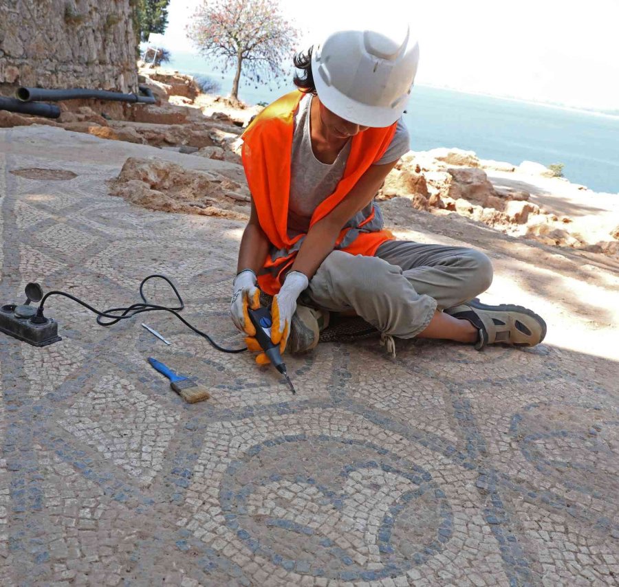 Hıdırlık Kulesi’nde Arkeolojik Kazılarda Sona Yaklaşıldı