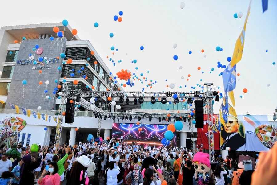 Konyaaltı’nda Renkli Sünnet Şöleni