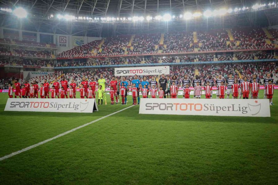 Spor Toto Süper Lig: Antalyaspor: 0 - Kasımpaşa: 1 (ilk Yarı)
