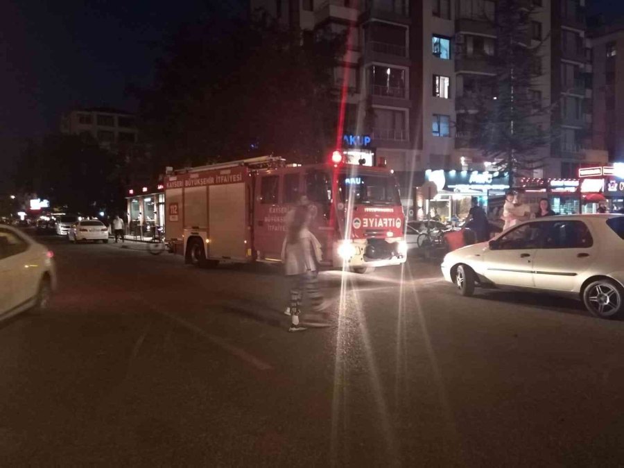 Otomobiller Çarpıştı: 1 Yaralı