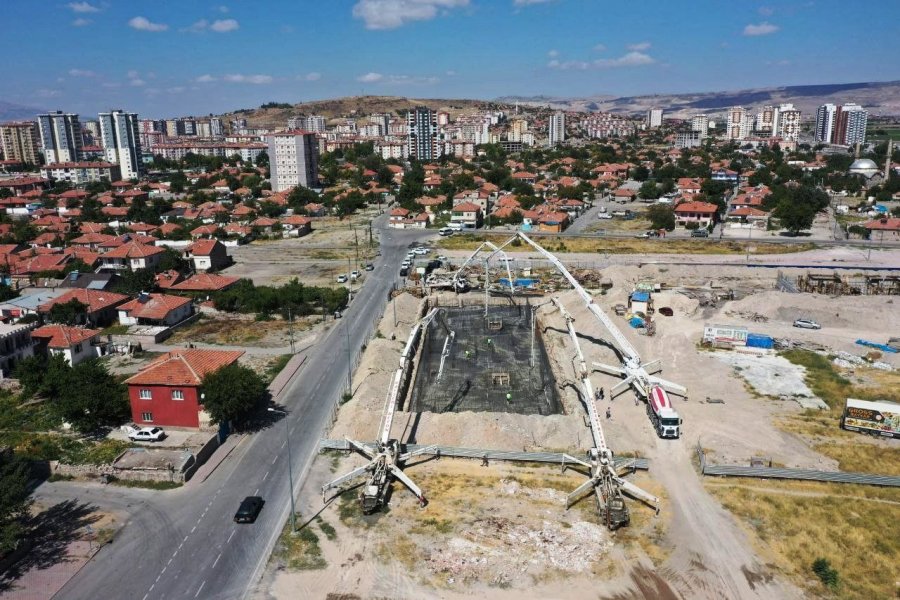 Başkan Çolakbayrakdar; "kentsel Dönüşümle Ayrıcalıklı Yaşam Sunuyoruz"