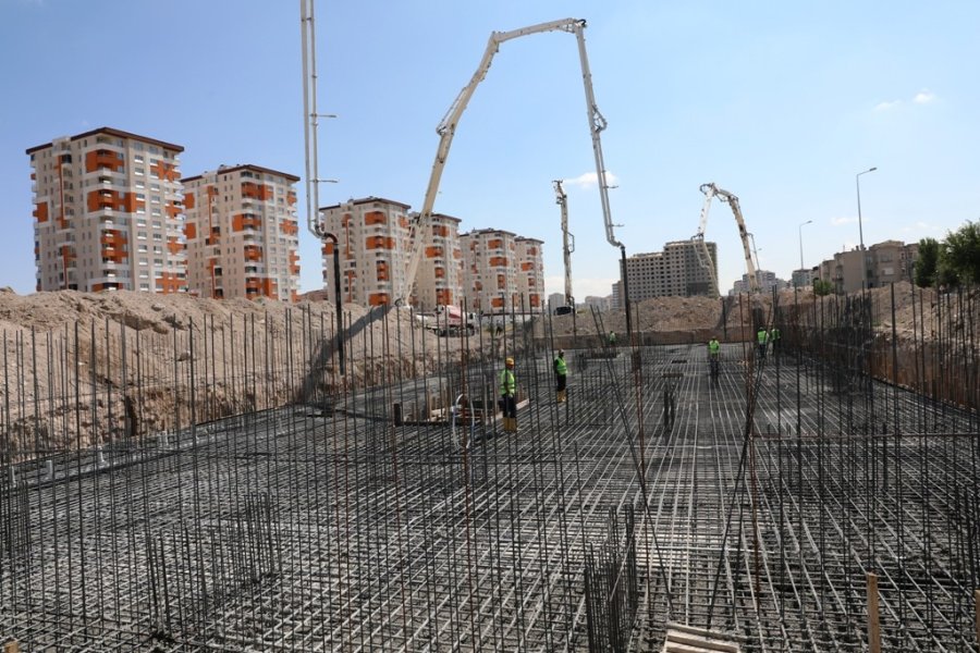 Başkan Çolakbayrakdar; "kentsel Dönüşümle Ayrıcalıklı Yaşam Sunuyoruz"