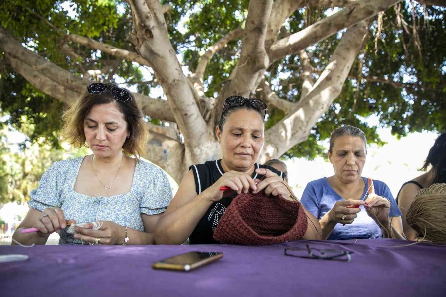 Hasır Örgü Atölyesi Hem Hobi Hem Kazanç Kapısı Oldu