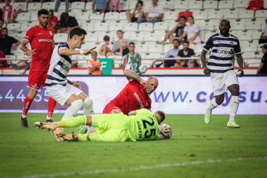 Spor Toto Süper Lig: Antalyaspor:0 - Kasımpaşa: 2 (maç Sonucu)