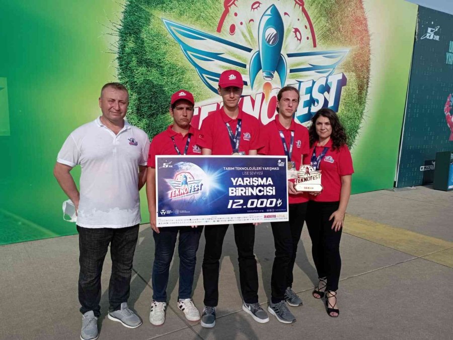 Eskişehir’in Okulları Teknofest Karadeniz 2022’den 5 Ödülle Döndü