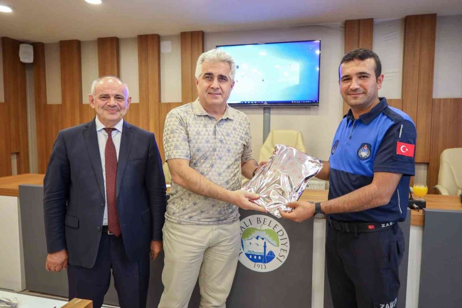 Başkan Öztürk Zabıta Haftası’nı Kutladı