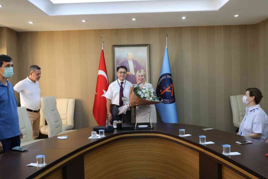 Çocuk Sağlığında Akdeniz Üniversitesi Marka Oluyor