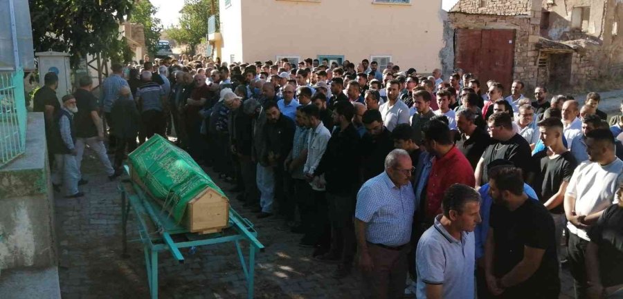 Mahmut Tekdemir Son Yolculuğuna Uğurlandı