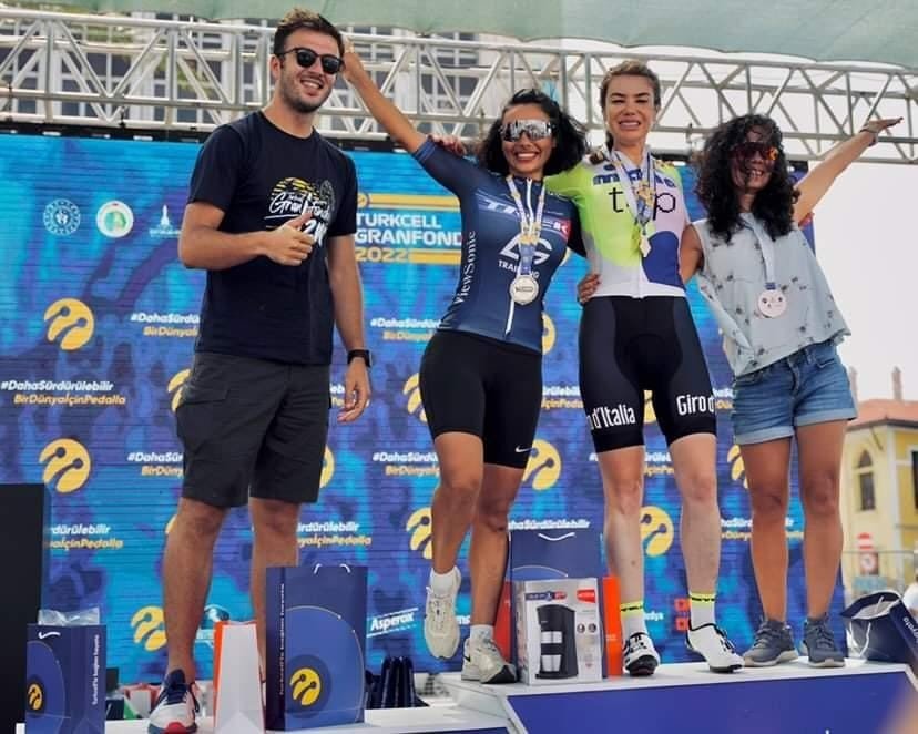 Özlem Sakarya, Bini Aşkın Sporcu Arasında Birinci Oldu