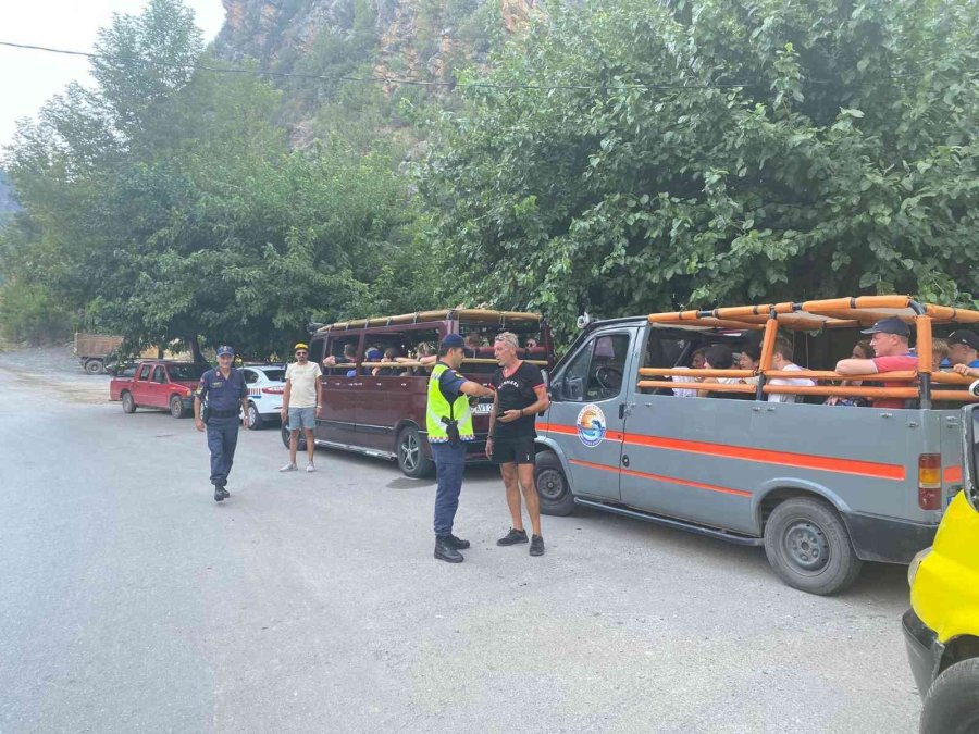 Alanya’da Safari Araçları Eşzamanlı Denetlendi