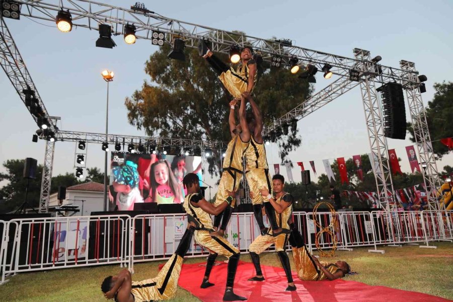 Manavgat Belediyesi’nden Sünnet Şöleni