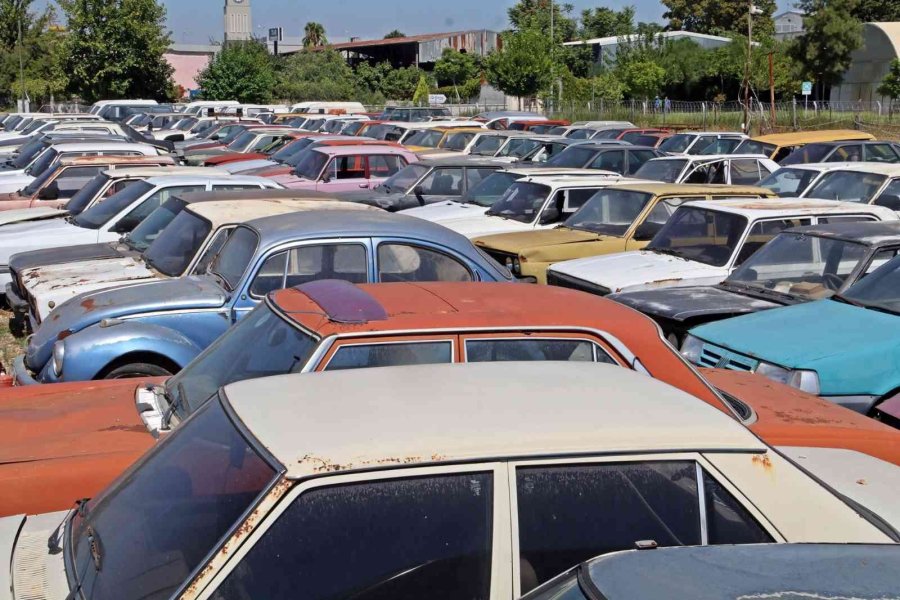 Antalya’da Yediemin Otoparkçılarını Şoke Eden Araç Haczi