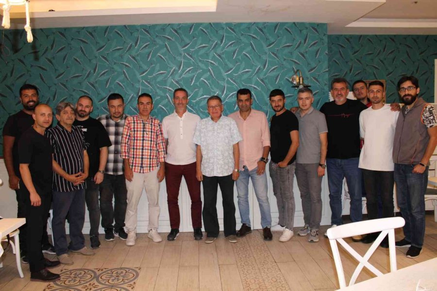 Teknik Direktörü Biçer Taraftardan Zaman İstedi