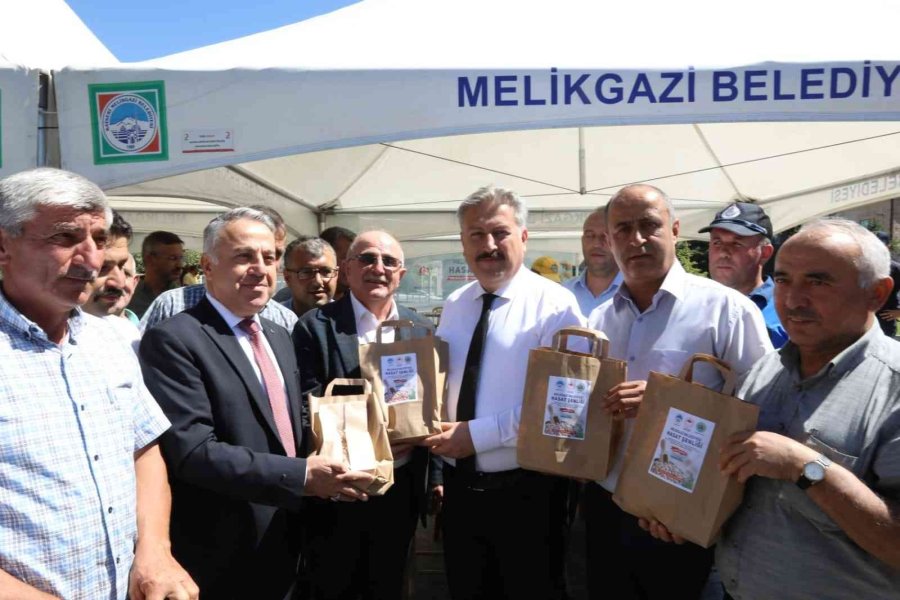 Başkan Palancıoğlu: “ekilip Hasat Edilen Nohutlar, Şimdi Sofralarımızda Yer Alacak”