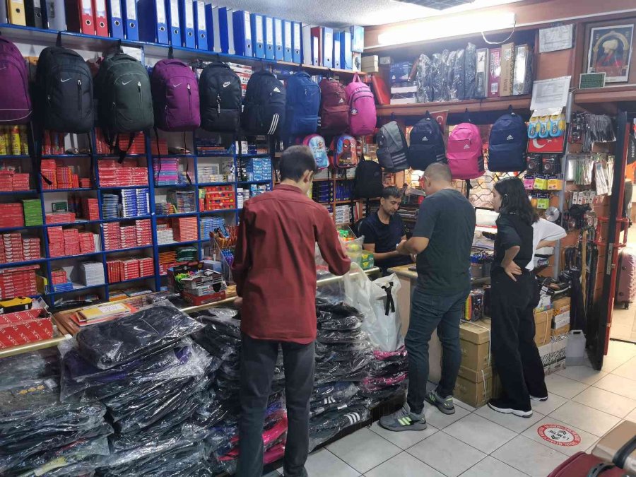 Aksaray’da Kırtasiyelerde Okul Alışverişi Yoğunluğu