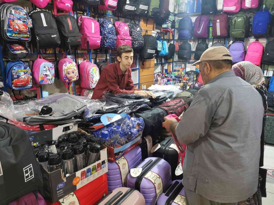 Aksaray’da Kırtasiyelerde Okul Alışverişi Yoğunluğu