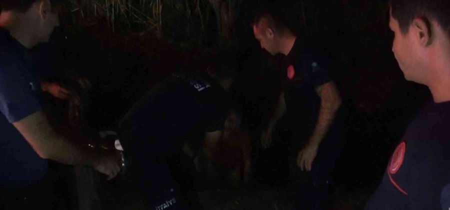 Sulama Kanalında Mahsur Kaldı, Sözleri İle Zor Anlar Yaşattı