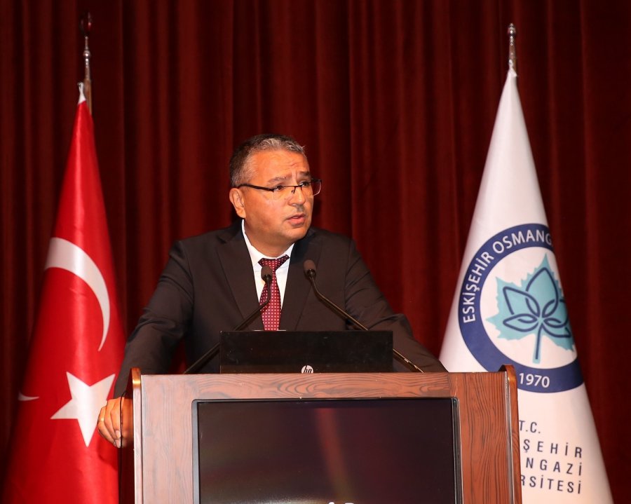 Esogü’de ’2023 Vizyonunda Üniversitelerin Merkezi Araştırma Laboratuvarları Çalıştayı’ Başladı