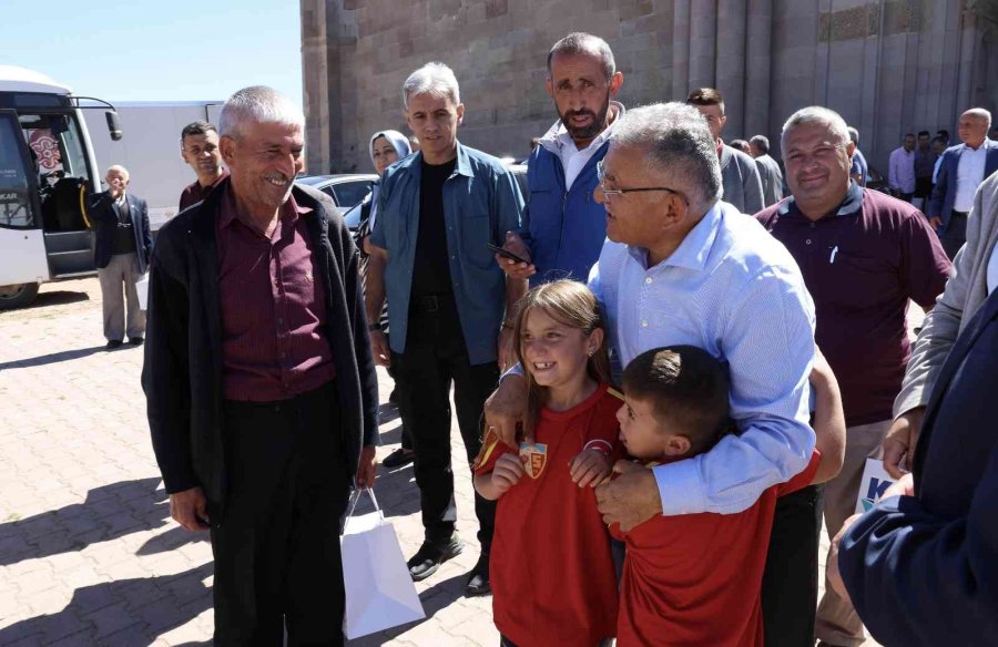 Başkan Büyükkılıç, Tarihi Sultanhanı’nda Bünyanlı Muhtarlarla Buluştu