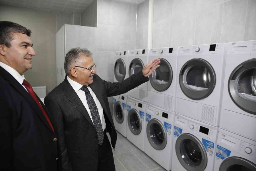 Başkan Büyükkılıç: “siz Dersinize Çalışın, Biz Çamaşırlarınızı Yıkayalım”