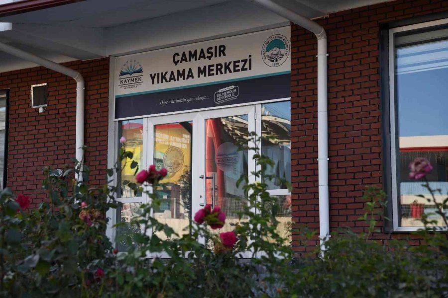 Başkan Büyükkılıç: “siz Dersinize Çalışın, Biz Çamaşırlarınızı Yıkayalım”