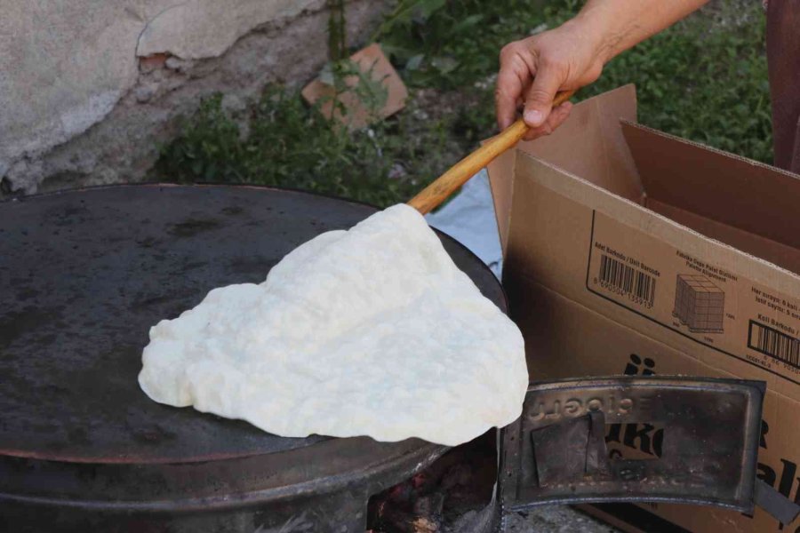 Kırka’da Kışlık Yufka Ve Makarna Hazırlığı Başladı