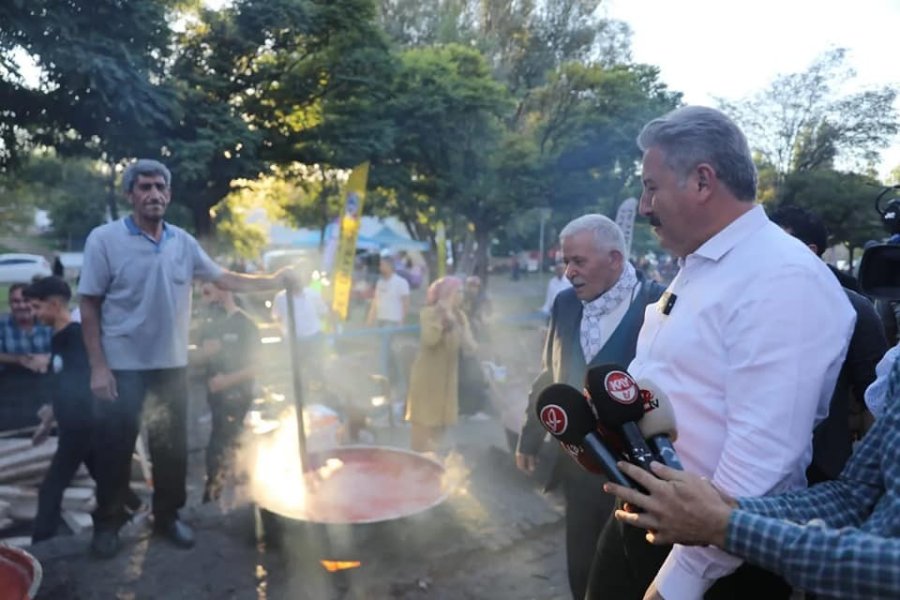 Salça Günleri Mimarsinan Mahallesi’nde Devam Etti