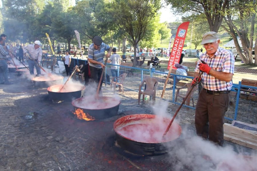 Salça Günleri Mimarsinan Mahallesi’nde Devam Etti