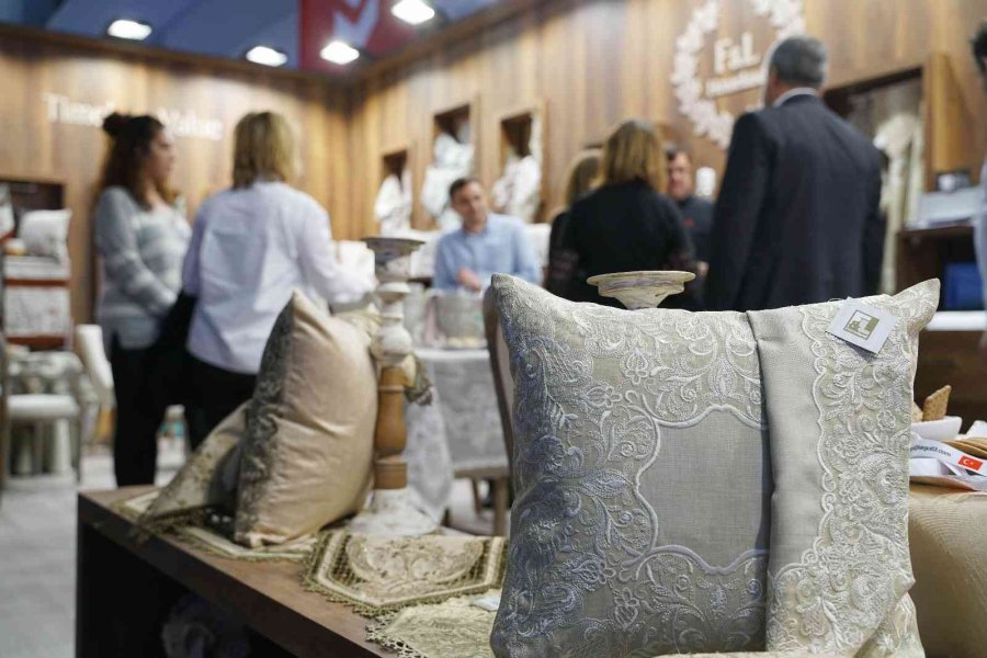 Rus Firmalarının Önemli Alım Heyetleri İle Katılacağı Cnr Ev Tekstili Fuarı Başlıyor