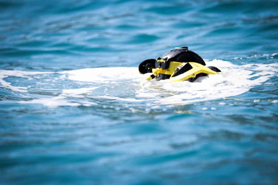 Caretta Carettalara Ölüm Saçan Hayalet Ağlar, Sualtı Robotuyla Temizleniyor