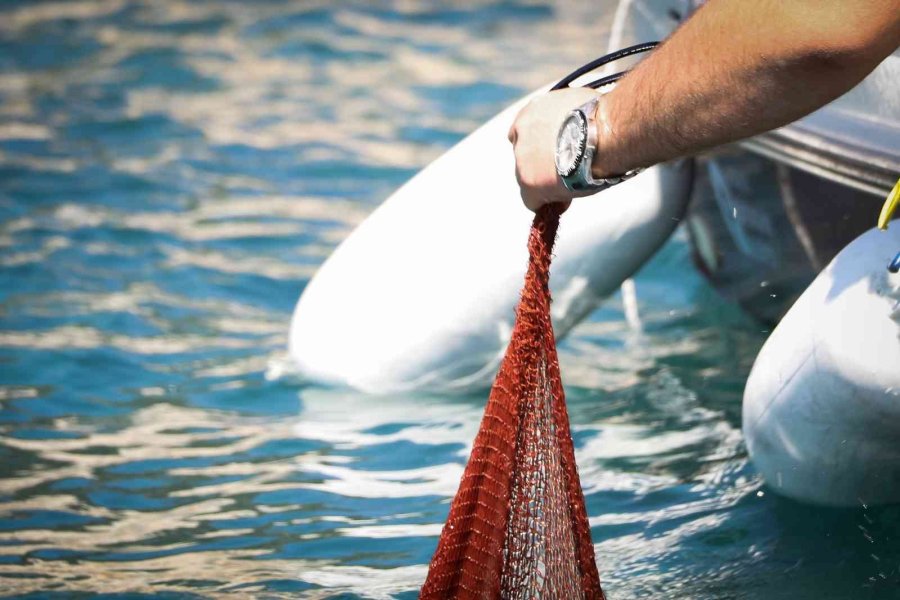 Caretta Carettalara Ölüm Saçan Hayalet Ağlar, Sualtı Robotuyla Temizleniyor