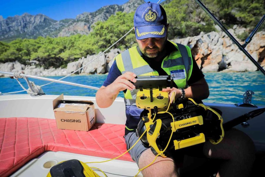 Caretta Carettalara Ölüm Saçan Hayalet Ağlar, Sualtı Robotuyla Temizleniyor