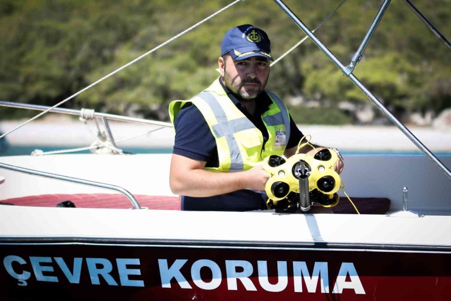 Caretta Carettalara Ölüm Saçan Hayalet Ağlar, Sualtı Robotuyla Temizleniyor