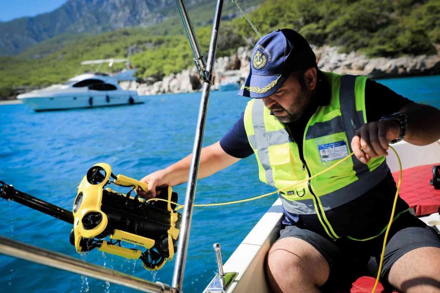 Caretta Carettalara Ölüm Saçan Hayalet Ağlar, Sualtı Robotuyla Temizleniyor