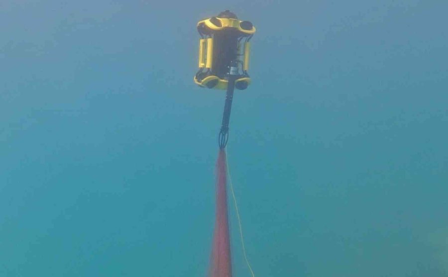 Caretta Carettalara Ölüm Saçan Hayalet Ağlar, Sualtı Robotuyla Temizleniyor