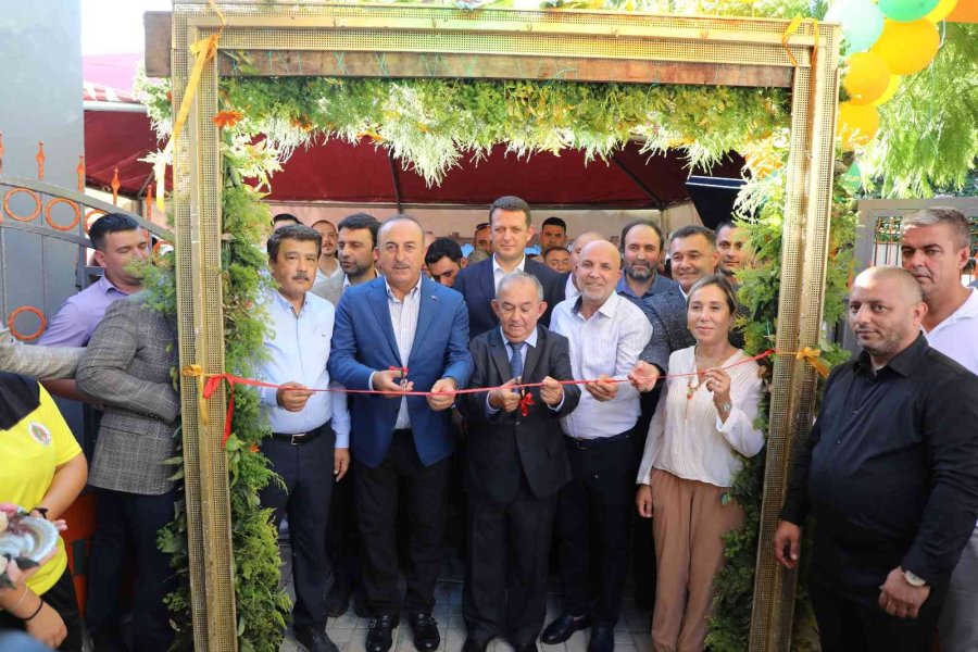 Nazmi Reisoğlu Futbol Akademisi Açıldı