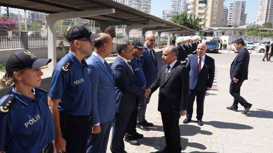 Emniyet Genel Müdürü Aktaş Mersin’de Cenaze Törenine Katıldı