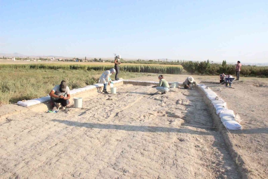 Karaman’da Tarihe Işık Tutacak Kazı Çalışması 50 Yıl Sonra Yeniden Başladı