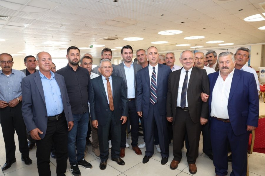 Başkan Büyükkılıç, Yahyalı’da Mahalle Muhtarları İle Bir Araya Geldi