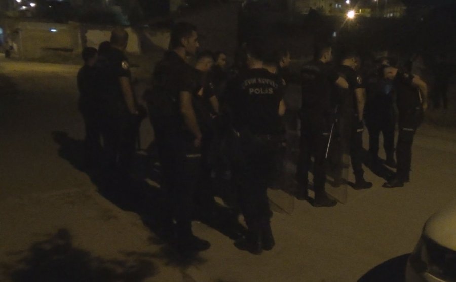 Düğünde Taşlı, Sopalı Kavga: 3 Yaralı