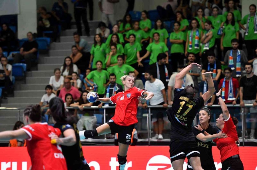 Konyaaltı’nda Süper Lig Heyecanı Başlıyor