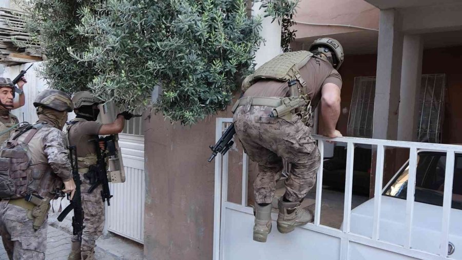 Mersin’de 111 Adrese Dev Uyuşturucu Operasyonu