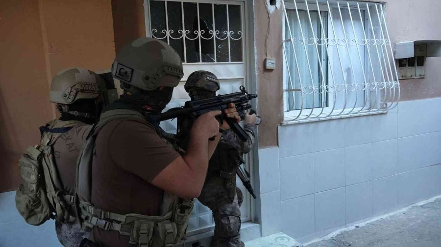 Mersin’de 111 Adrese Dev Uyuşturucu Operasyonu